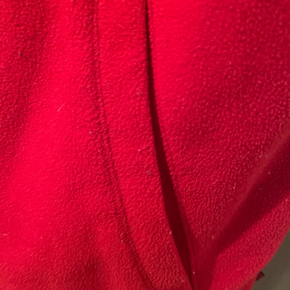 Red vest - Picture 6 of 6